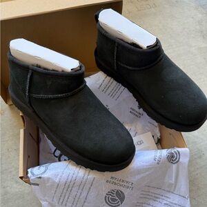 Black UGG Classic Ultra Mini NEW SIZE 10